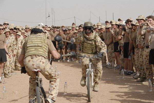 military-humor-funny-army-soldier-bicycle-jousting